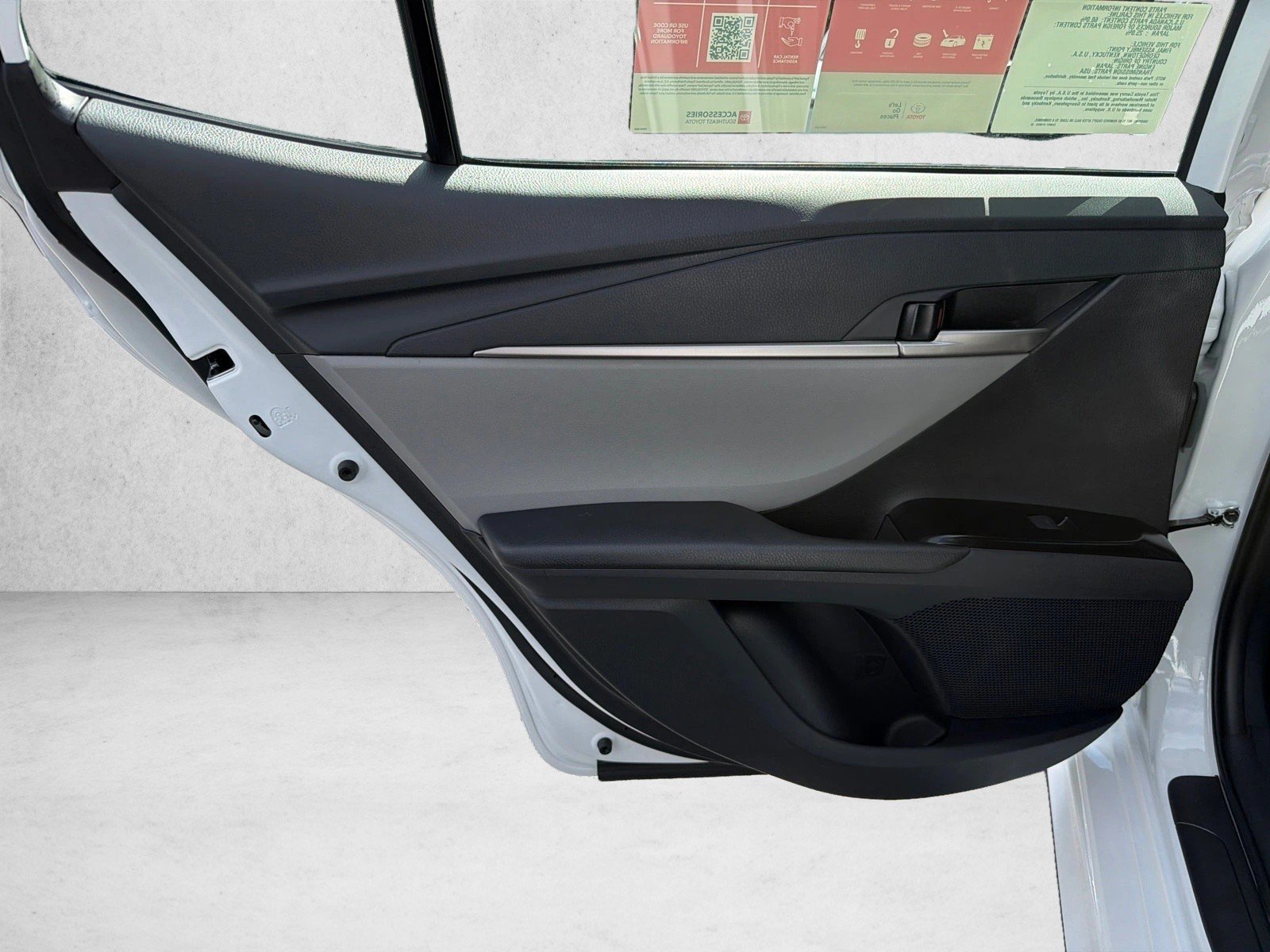 New 2026 Ice Cap Toyota SE image 21