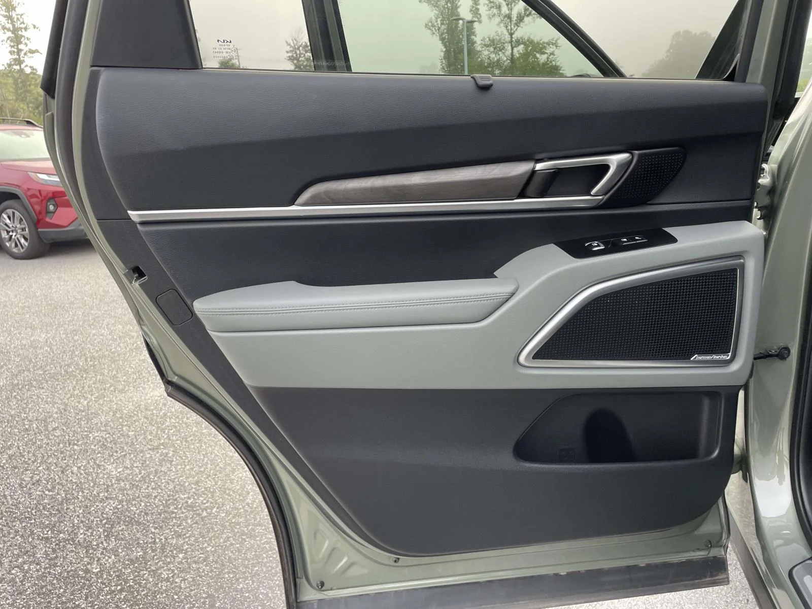 Used 2023 Jungle Green Kia SX Prestige X-Line image 2