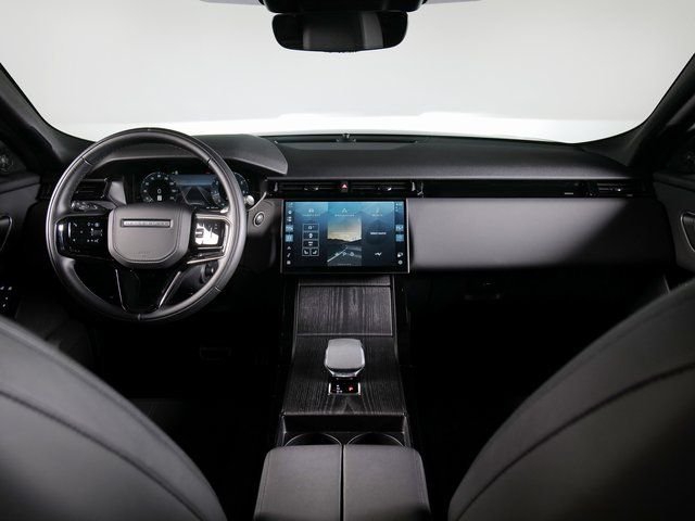 Certified Used 2025 Carpathian Gray Premium Metallic Land Rover Dynamic SE image 4