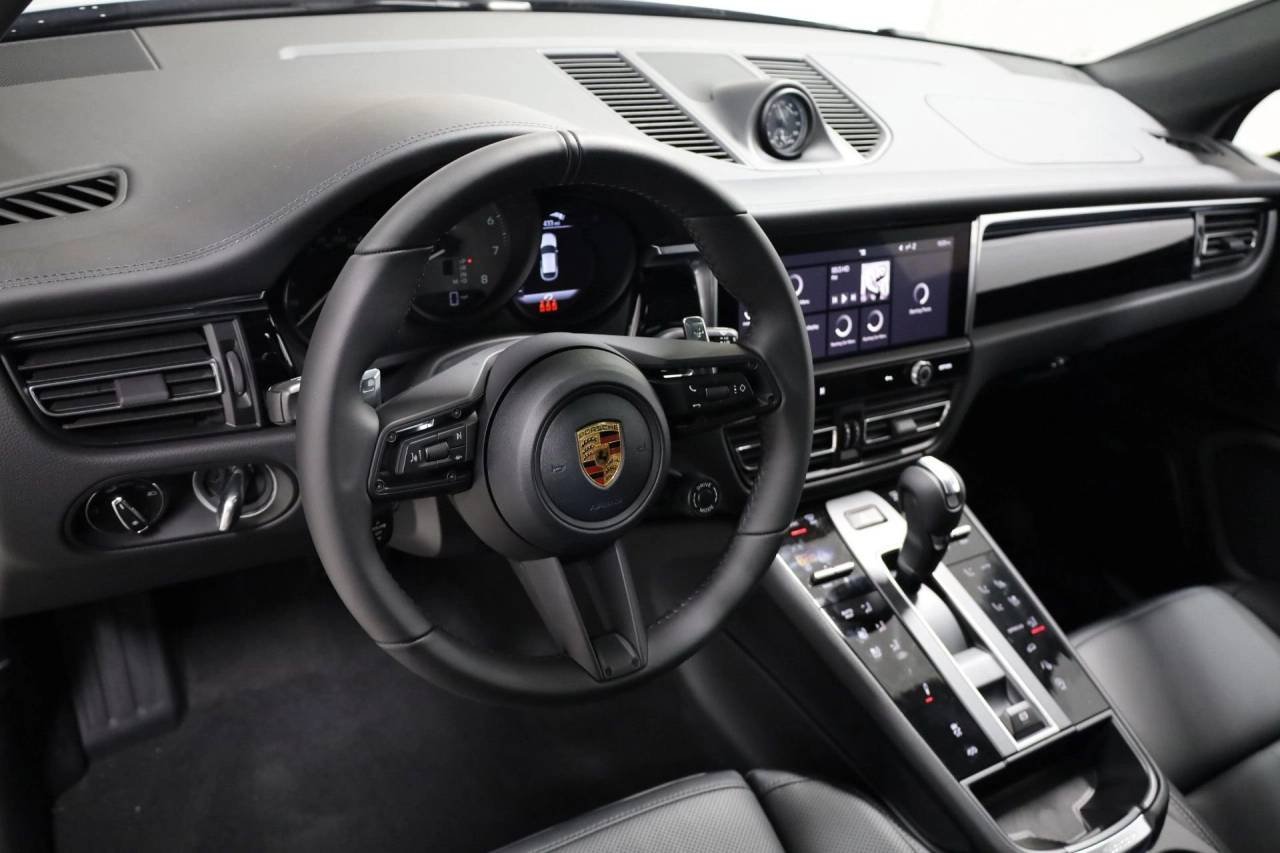 New 2026 Dolomite Silver Metallic Porsche S image 4