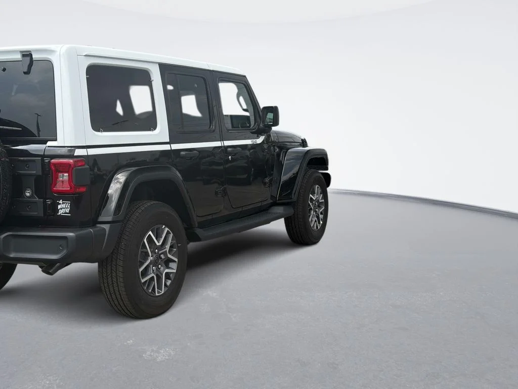 New 2026 Black Clear-Coat Exterior Paint Jeep Sahara image 5