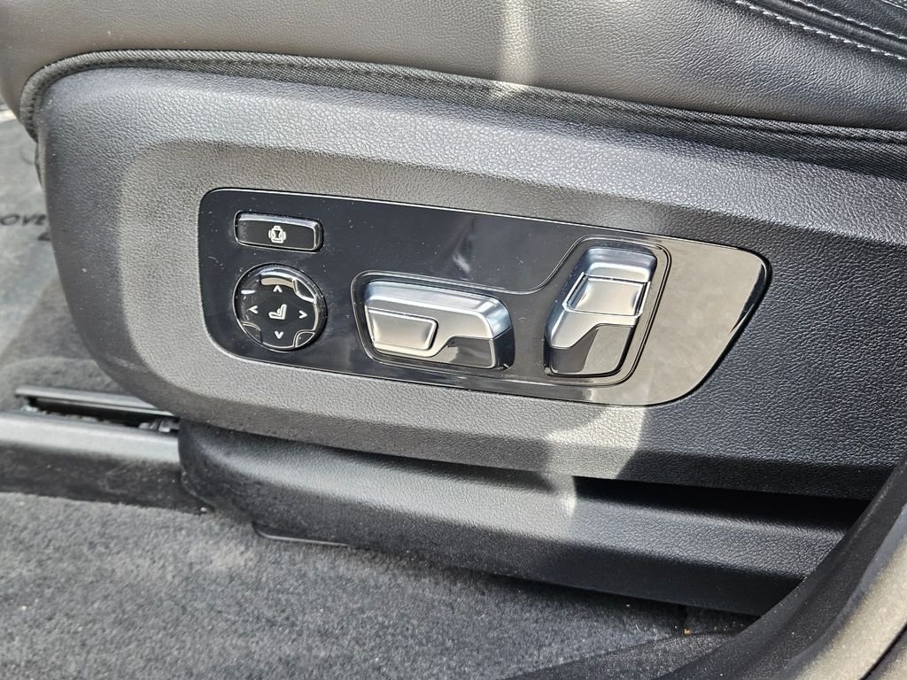Certified Used 2023 Carbon Black Metallic BMW Base image 35