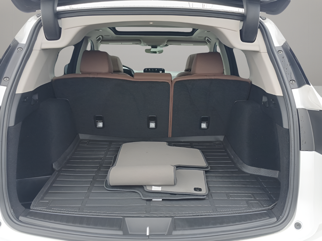 Used 2024 White Acura Technology Package image 29