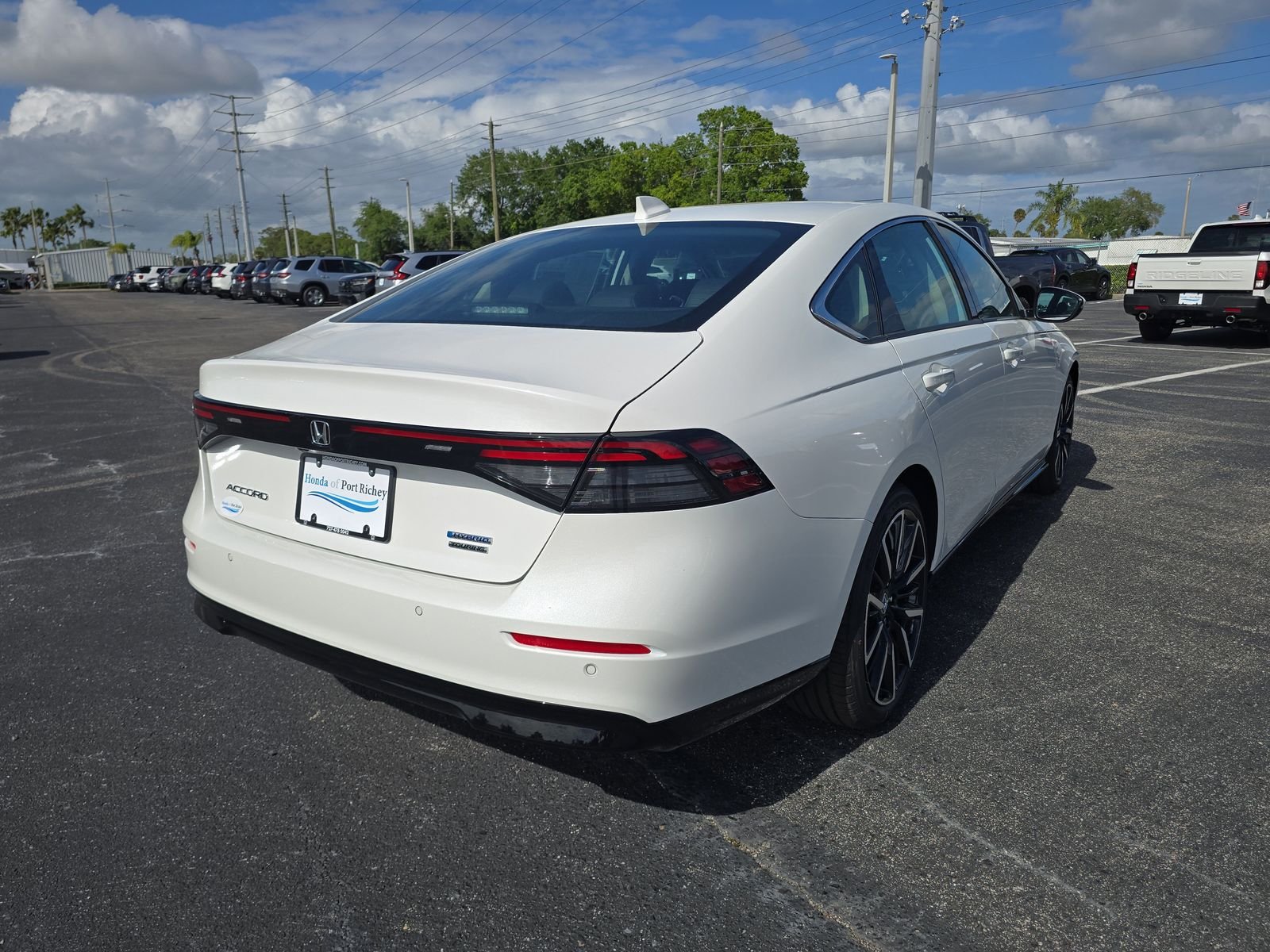 New 2026 Silver Honda Touring image 4