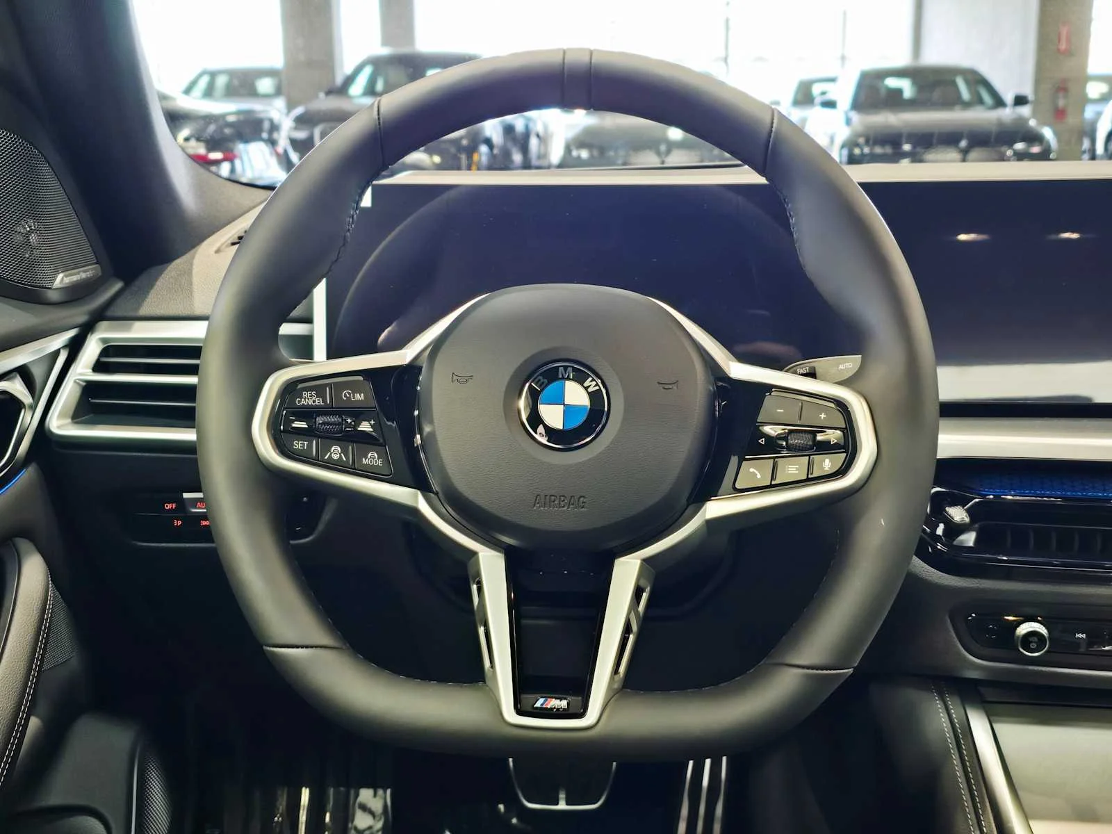 New 2026 Cape York Green Metallic BMW xDrive40 image 11