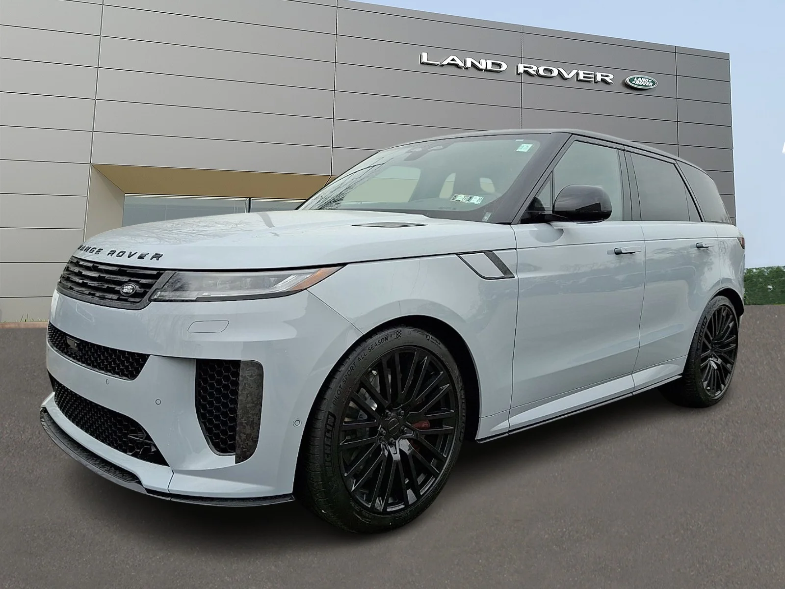 2026 Land Rover Range Rover Sport's photo