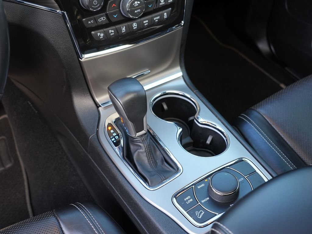 Used 2021 Black Jeep Limited image 25