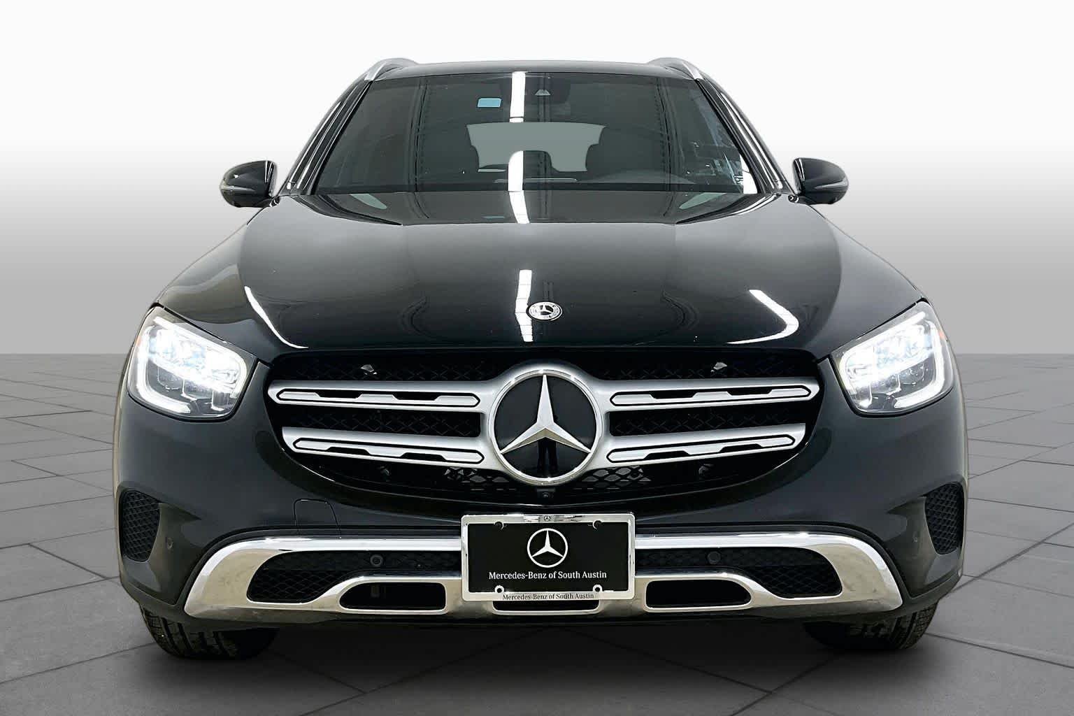 Used 2022 Black Mercedes-Benz GLC 300 image 4