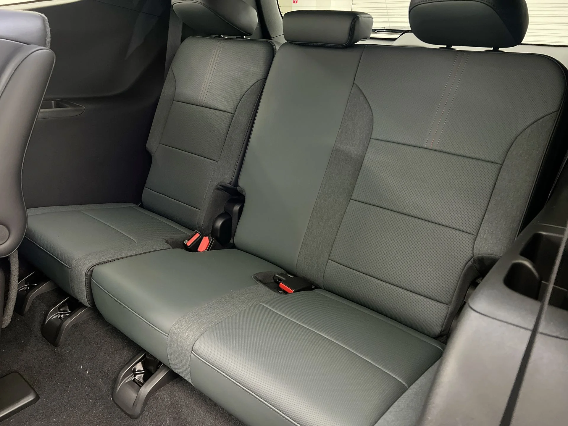 2026 GMC Acadia AT4 - Photo 80