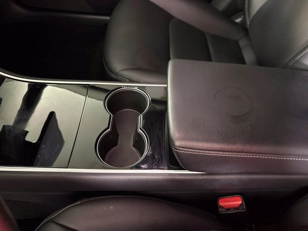 Used 2019 Blue Tesla Mid Range image 35