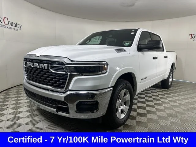 2025 RAM 1500 Big Horn/Lone Star 4x4 Crew Cab 5'7's photo