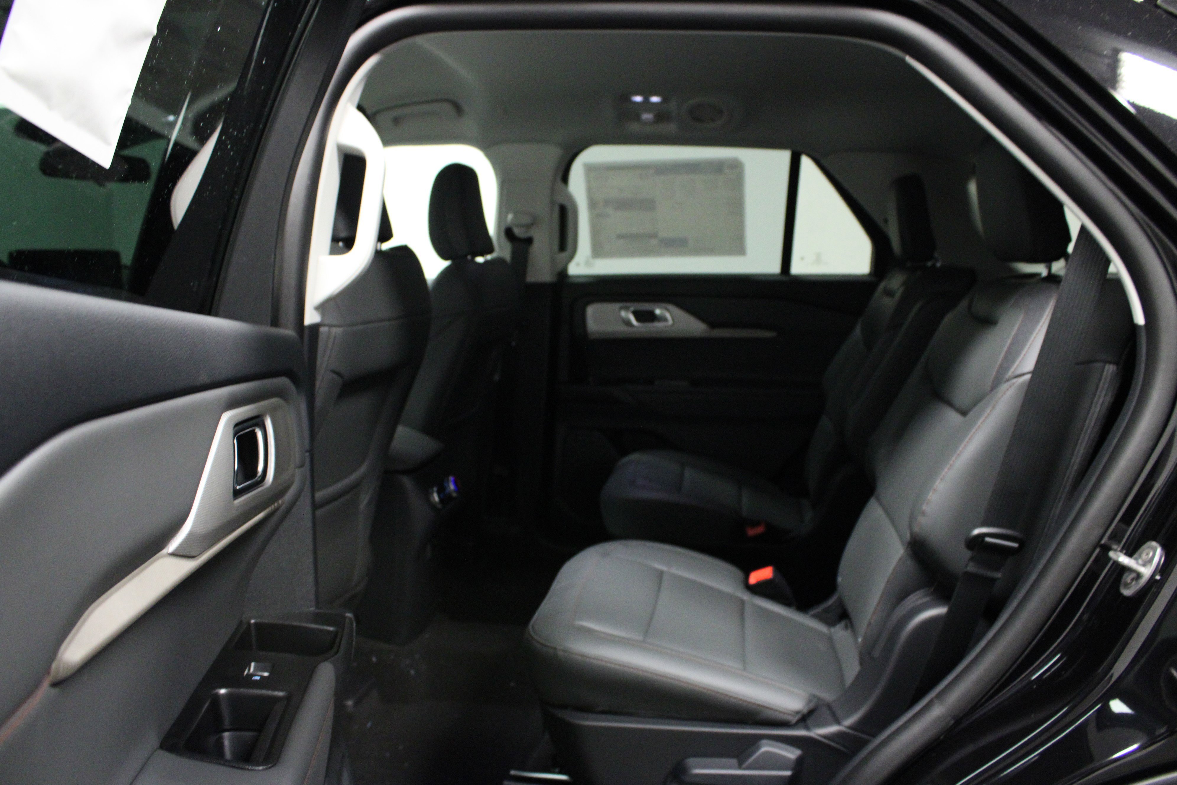 New 2026 Agate Black Metallic Ford Active image 13