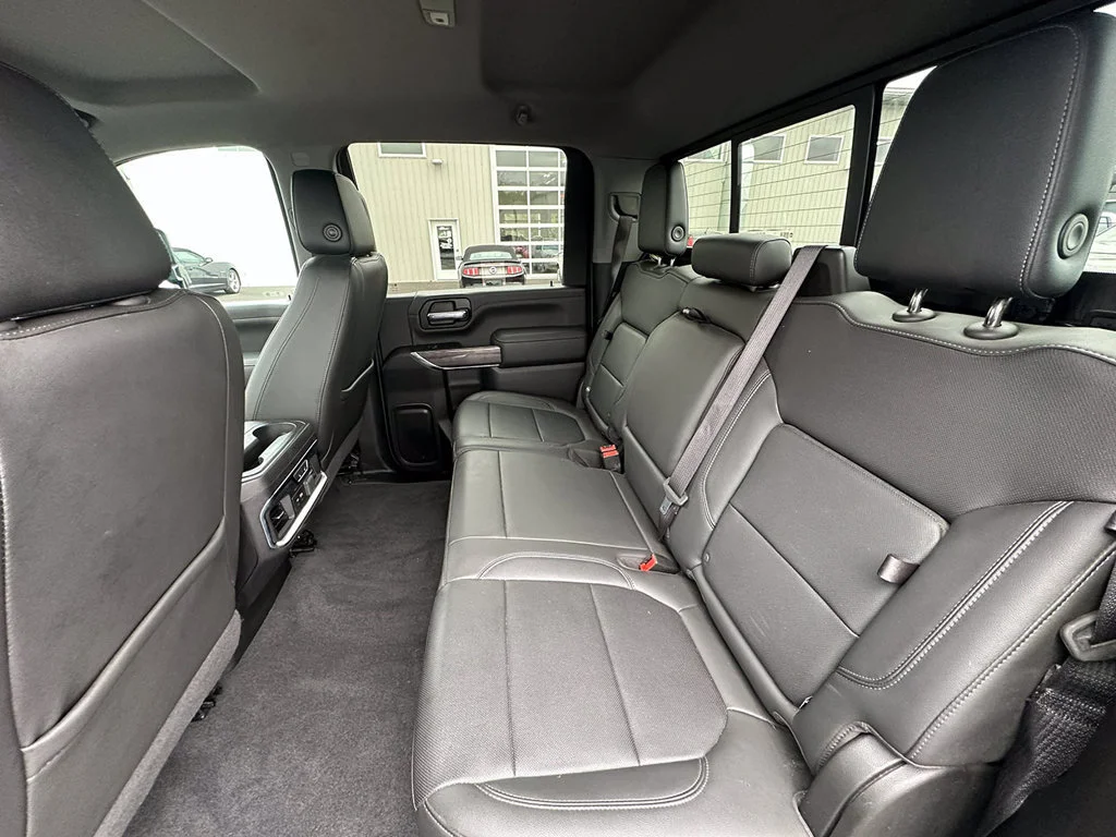 Used 2020 BLACK Chevrolet LTZ image 22