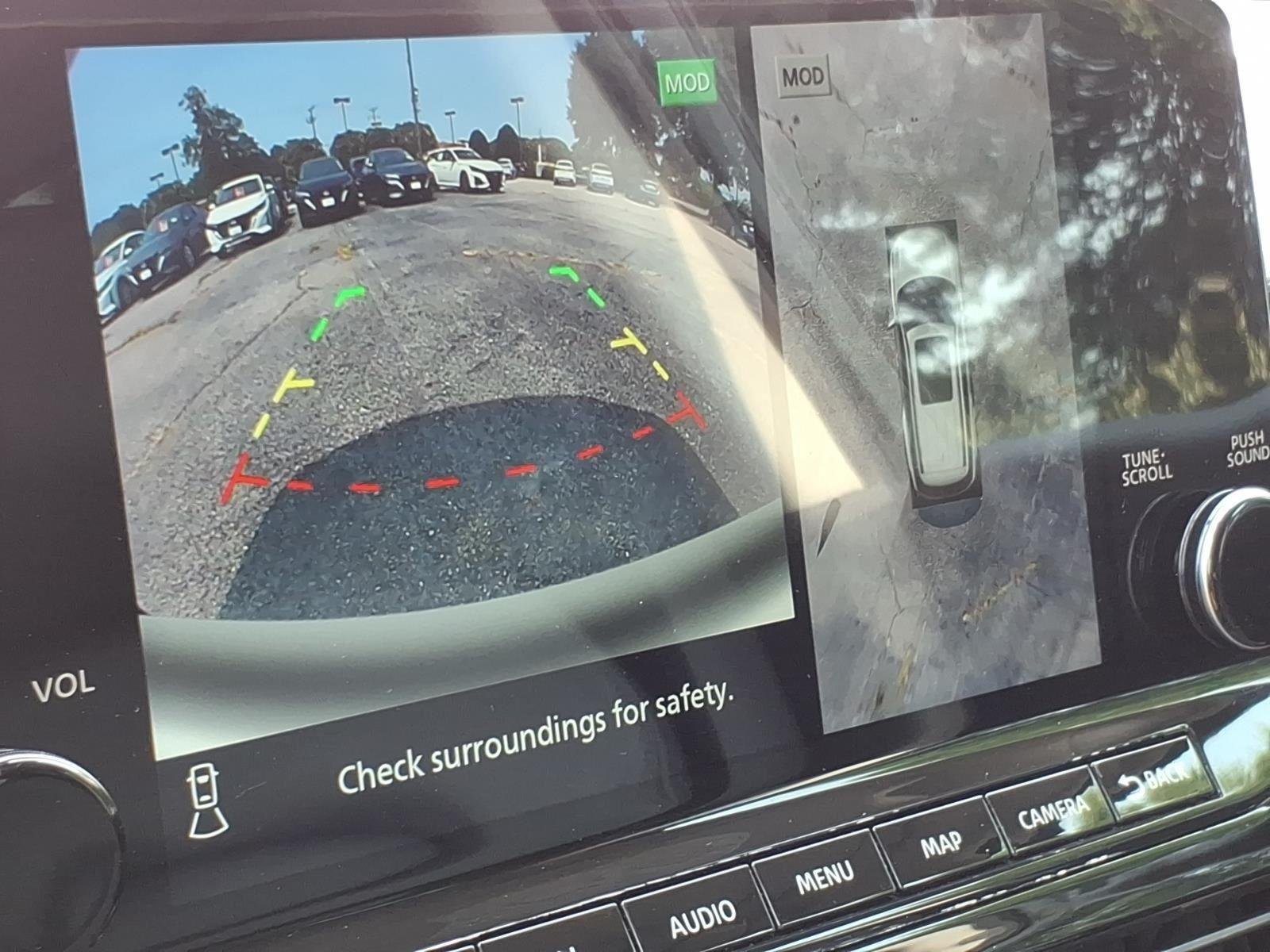 Used 2025 Super Black Nissan SL image 16