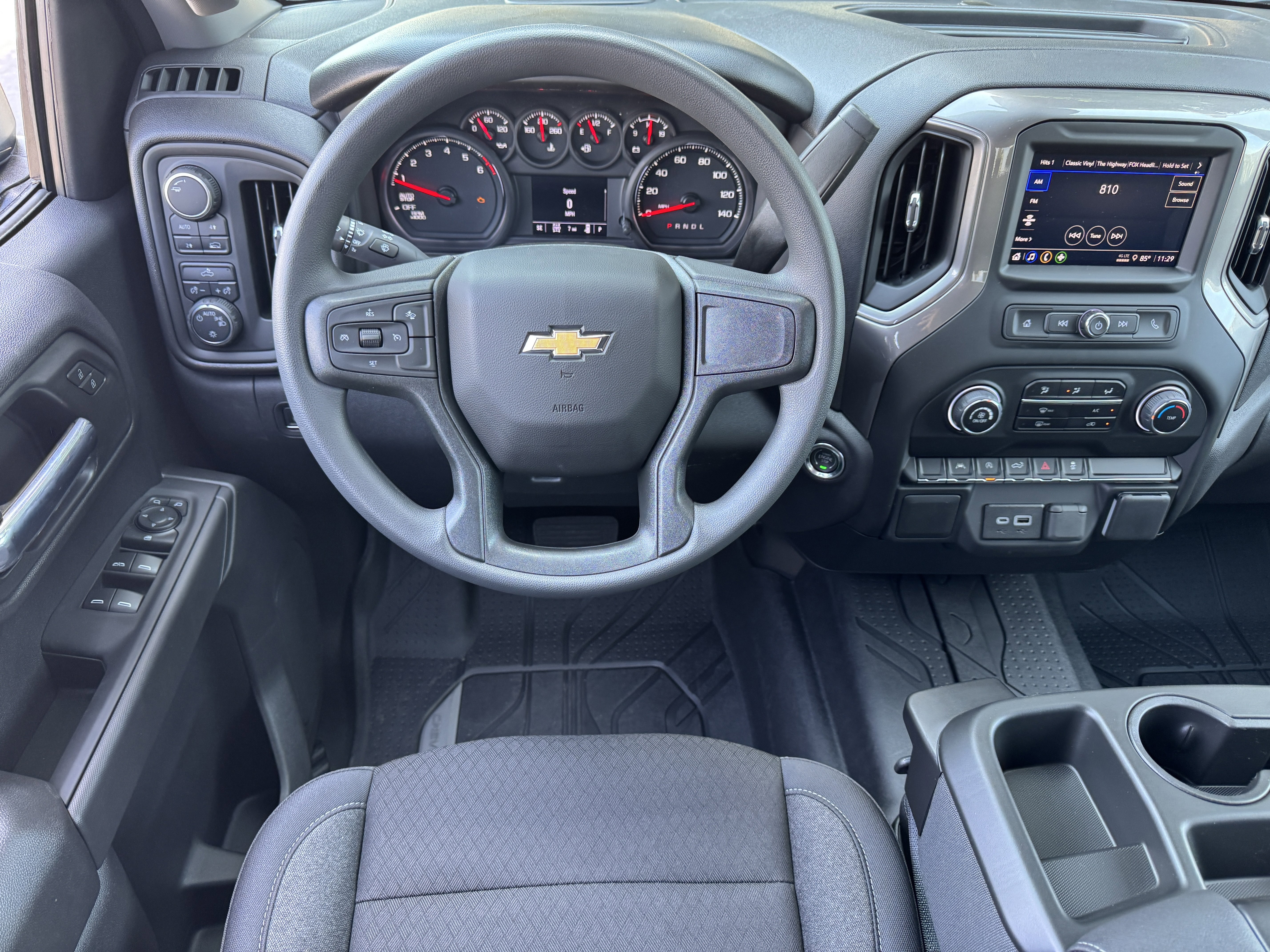 2025 Chevrolet Silverado 1500 Custom - Photo 18