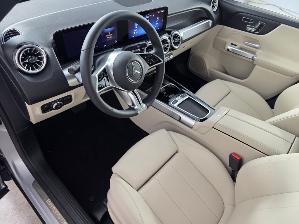 New 2026 Cirrus Silver Metallic Mercedes-Benz GLB 250 image 7
