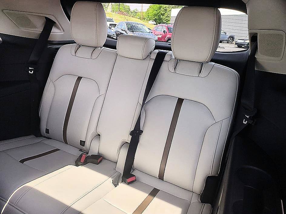 New 2026 Rhodium White Premium Mazda 3.3 Turbo Premium Plus AWD image 29