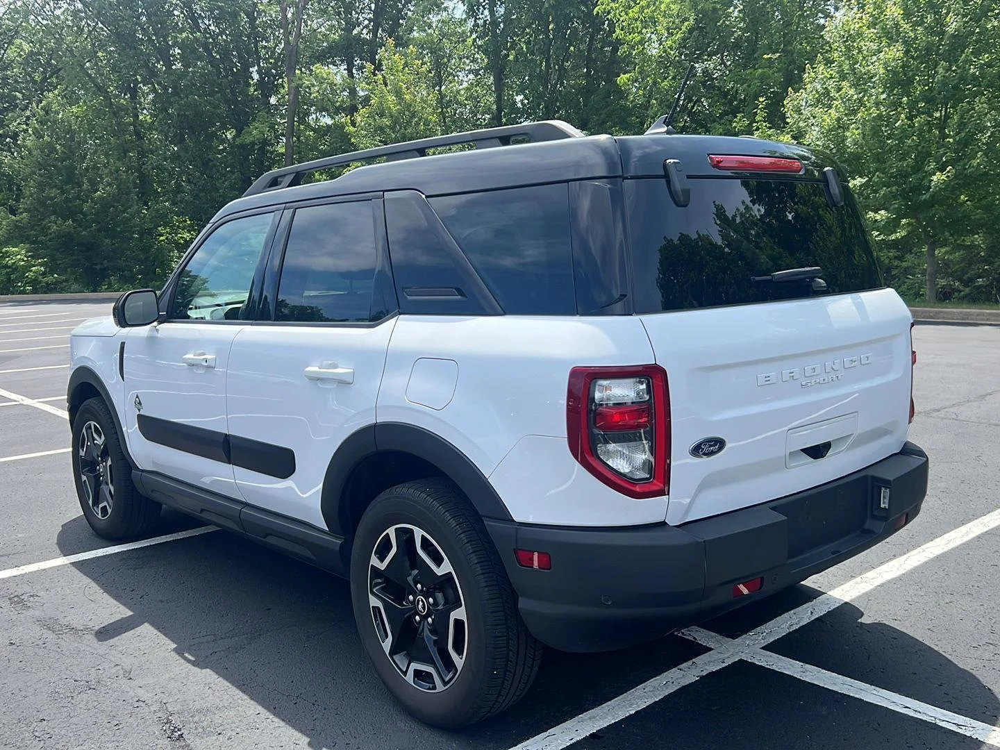 Used 2022 Oxford White Ford Outer Banks image 3