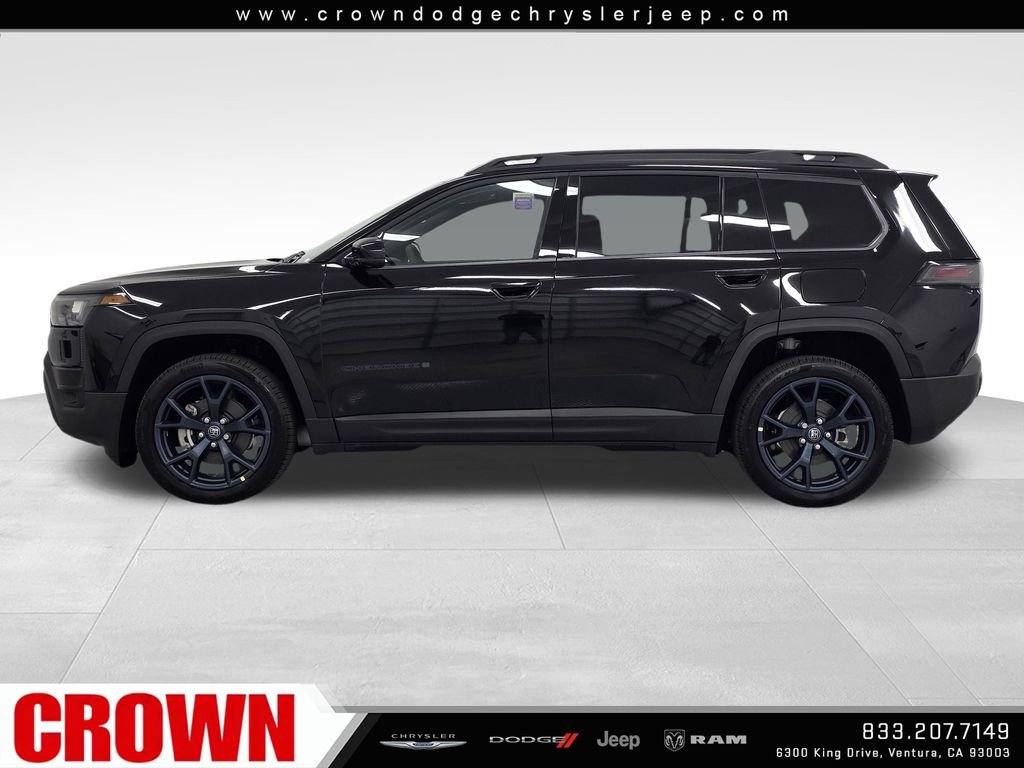 New 2026 Diamond Black Crystal Pearl-Coat Exterior Paint Jeep  image 8