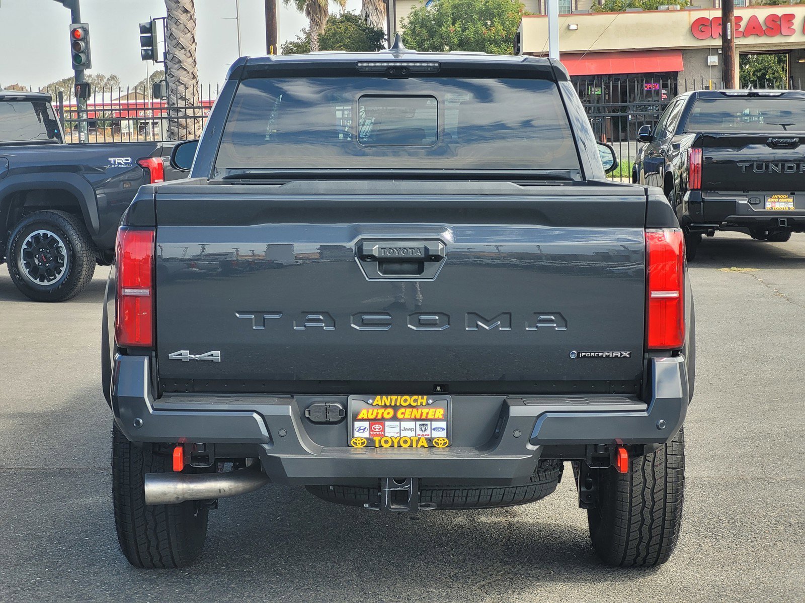2025 Toyota Tacoma TRD Off-Road 4x4 Double Cab photo 4