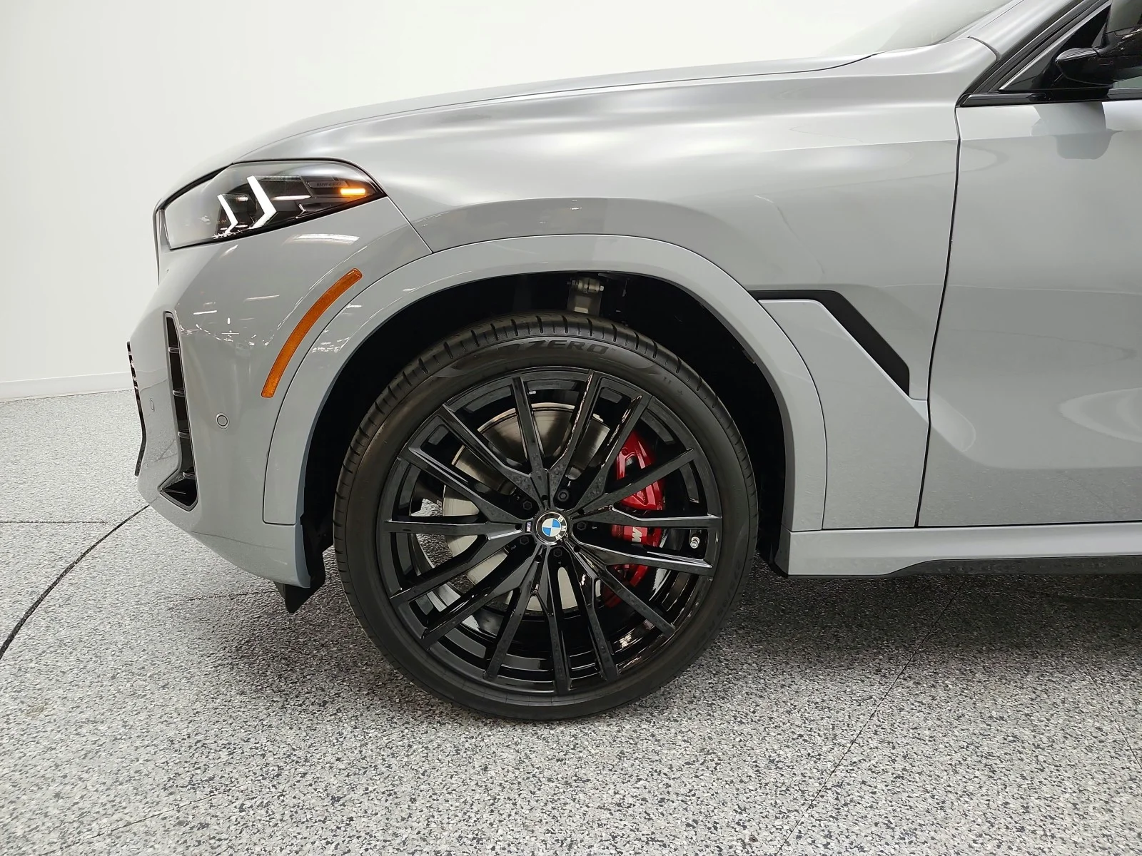 Used 2025 Brooklyn Grey Metallic BMW M60i Sports Activity Coupe image 31
