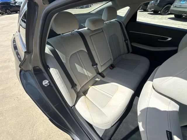 Used 2024 Gray Hyundai SEL image 28