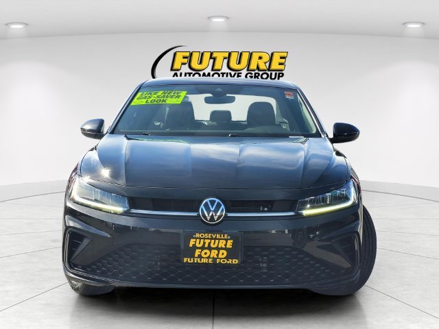 Used 2025  Volkswagen 1.5T Sport image 2