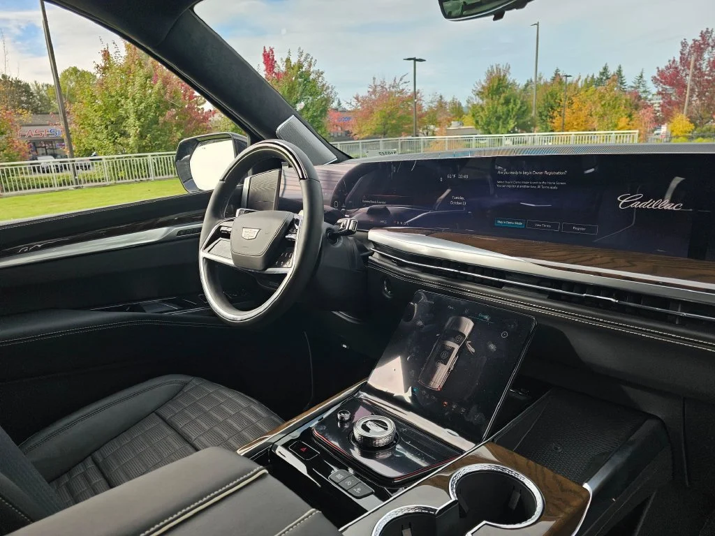 2026 Cadillac Escalade ESV Platinum Sport - Photo 10
