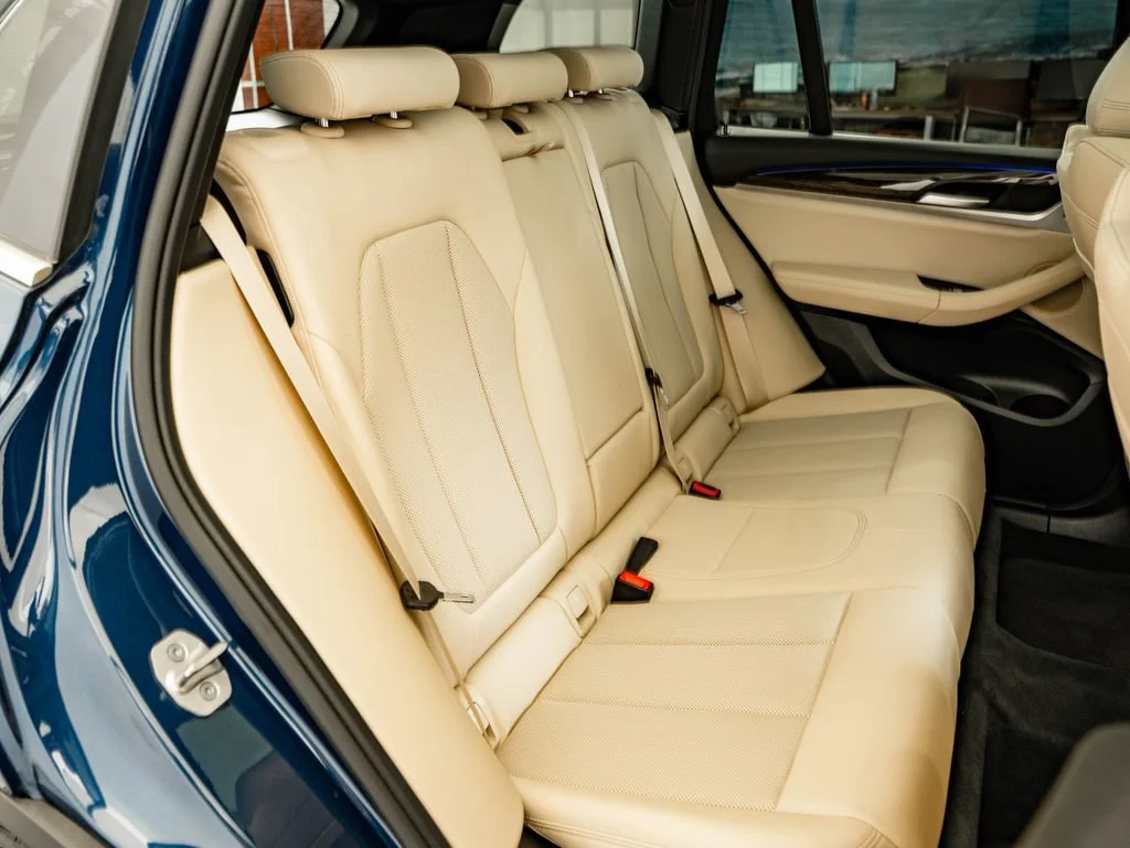 Used 2022 Phytonic Blue Metallic BMW xDrive30i image 46