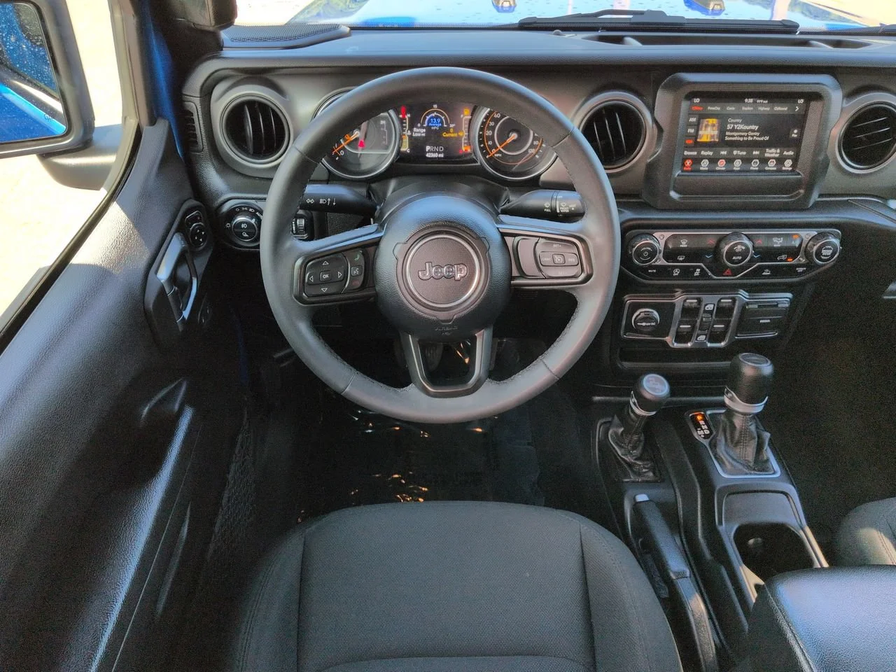 Used 2023 Blue Pearl Jeep Willys image 15