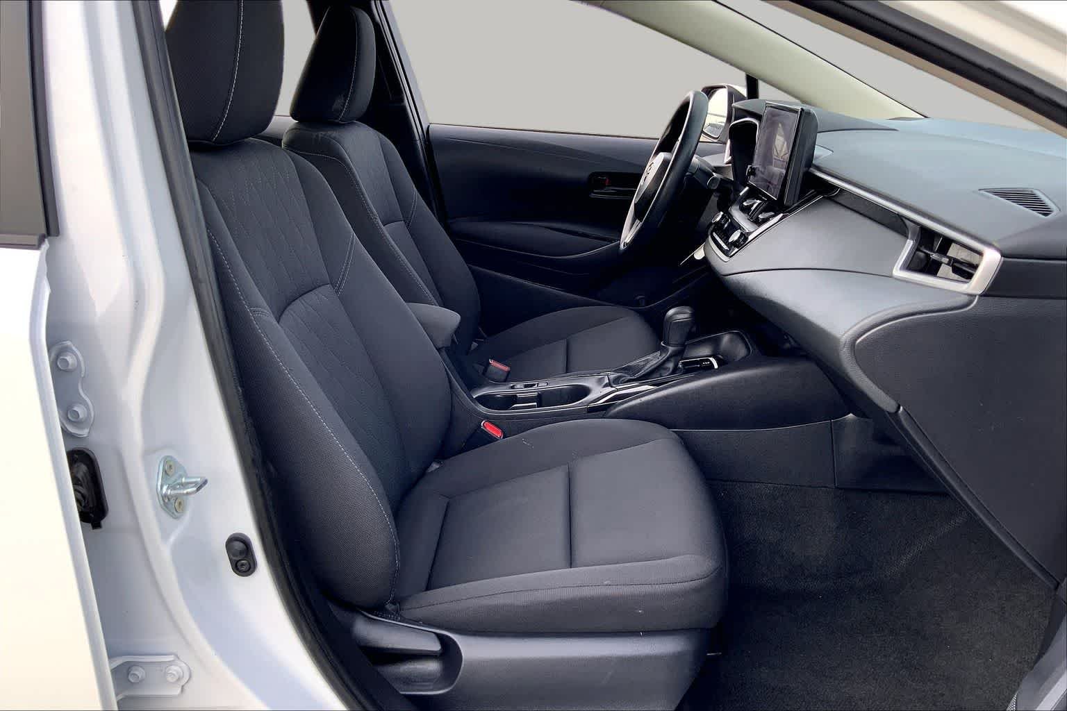 Used 2024 Ice Cap Toyota LE image 9