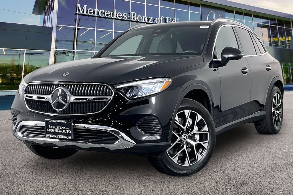 2025 Mercedes-Benz GLC Base - Photo 9