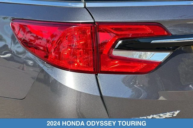 2024 Honda Odyssey Touring - Photo 33