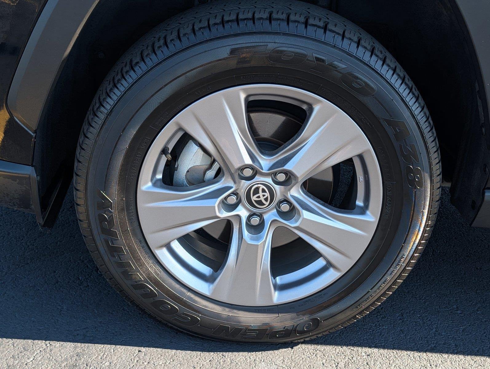 Used 2025 Midnight Black Metallic Toyota XLE image 9
