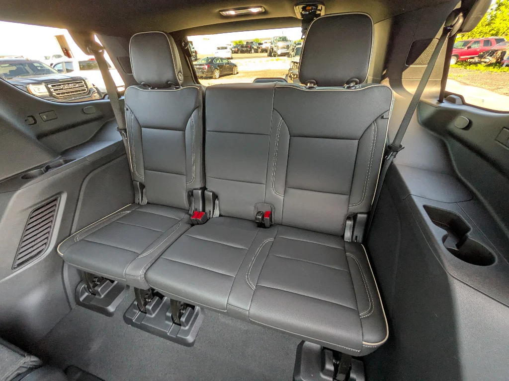 New 2026 Polar White Tricoat Chevrolet Premier image 23