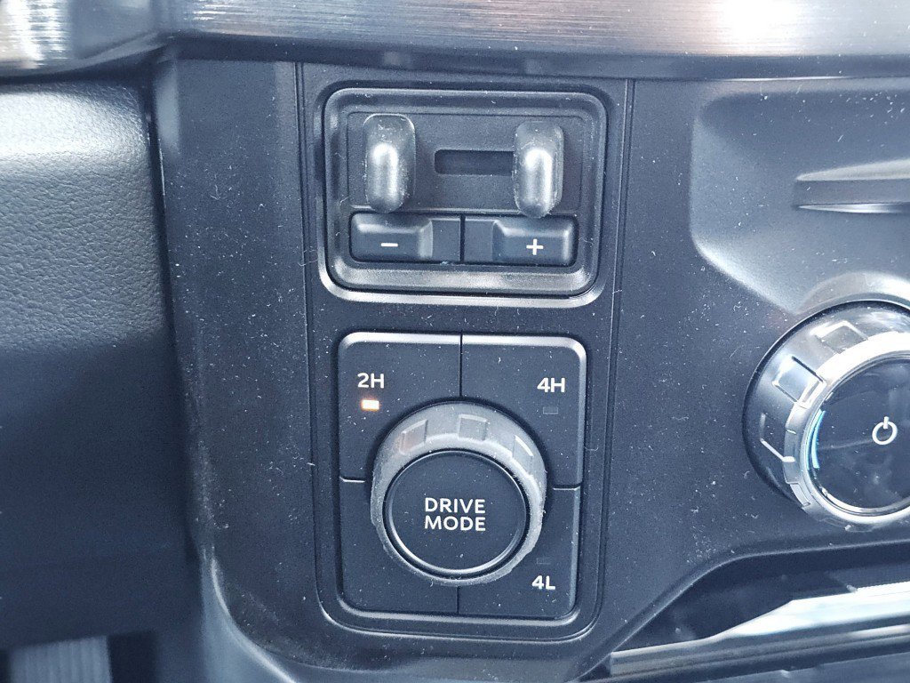 New 2026 Agate Black Metallic Ford LARIAT image 10