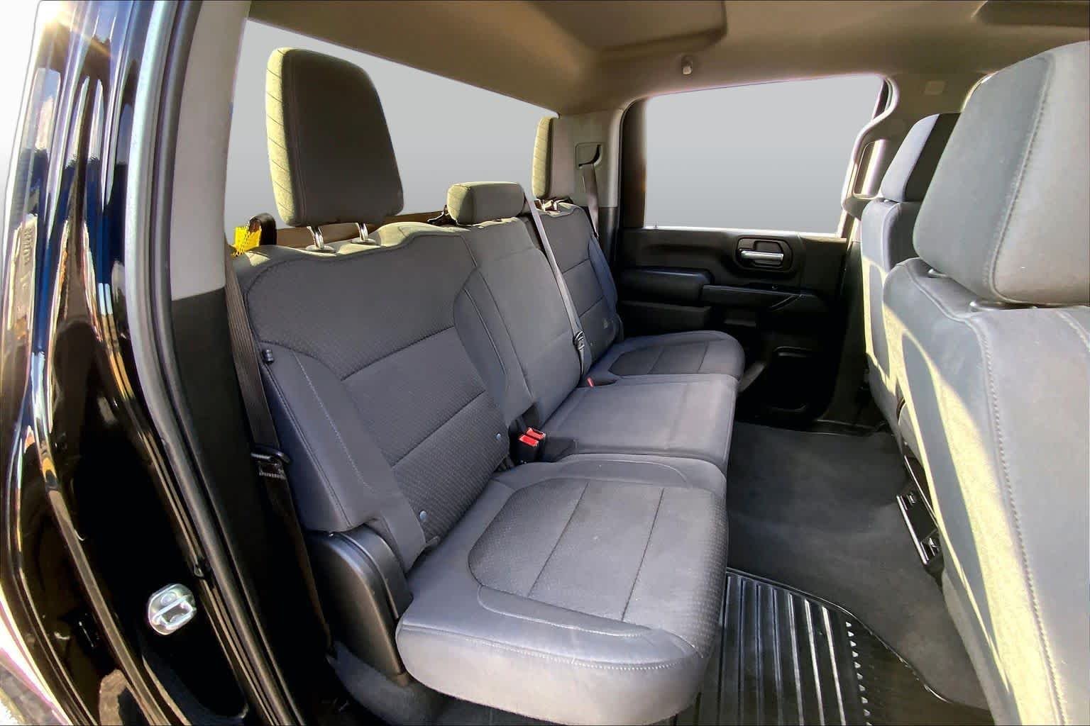Used 2020 Black Chevrolet Custom image 21