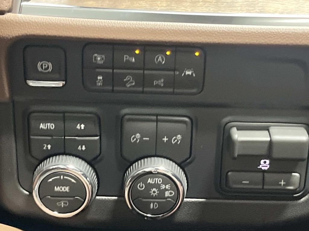 2026 Chevrolet Tahoe High Country - Photo 25