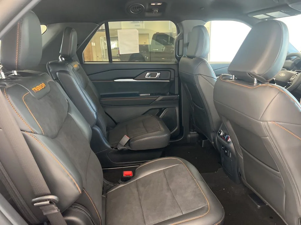 New 2026 Marsh Gray Ford Tremor® image 24
