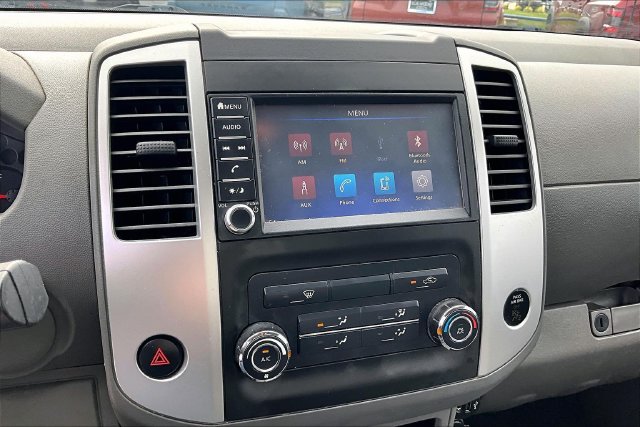 Used 2021 Gray Nissan SV image 21