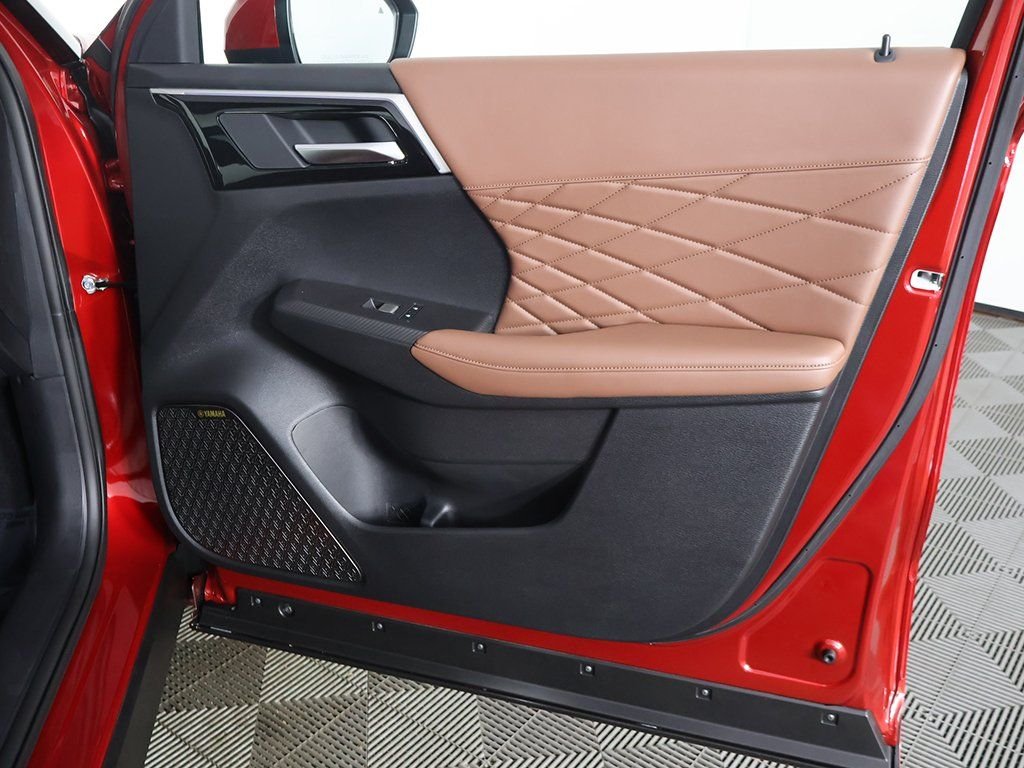 New 2025 Red Mitsubishi SEL image 31