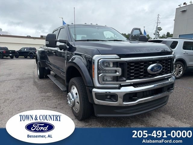 2023 Ford F-450 Lariat 4x4 Crew Cab 8' Box DRW's photo
