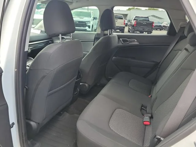 2026 Kia Sportage LX Hybrid - Photo 18