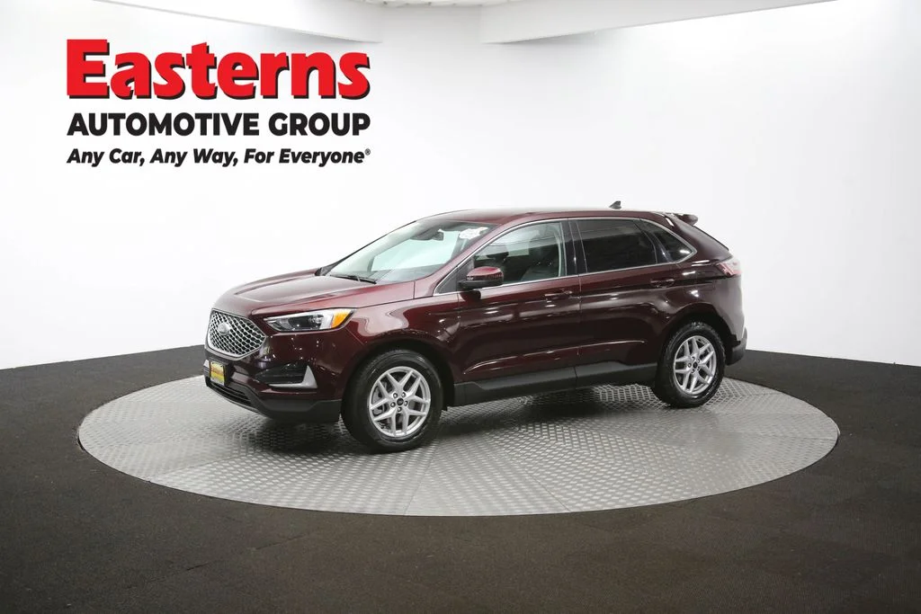 Used 2024 Red Ford SEL image 56
