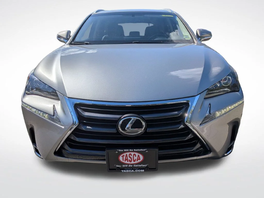 Used 2016 Silver Lexus 200t image 9