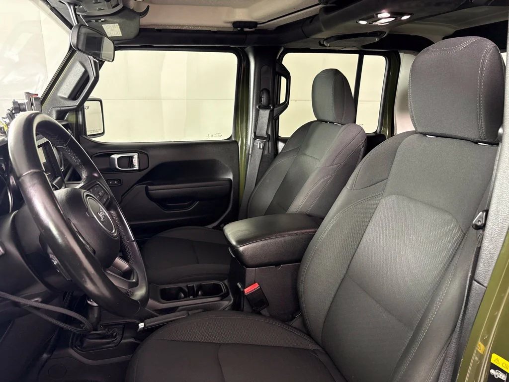 Used 2022 Green Jeep Sport image 30