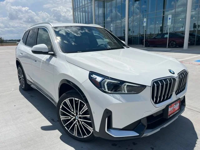 2026 BMW X1 xDrive28i's photo