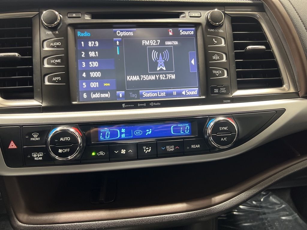Used 2019 Gray Toyota XLE image 18