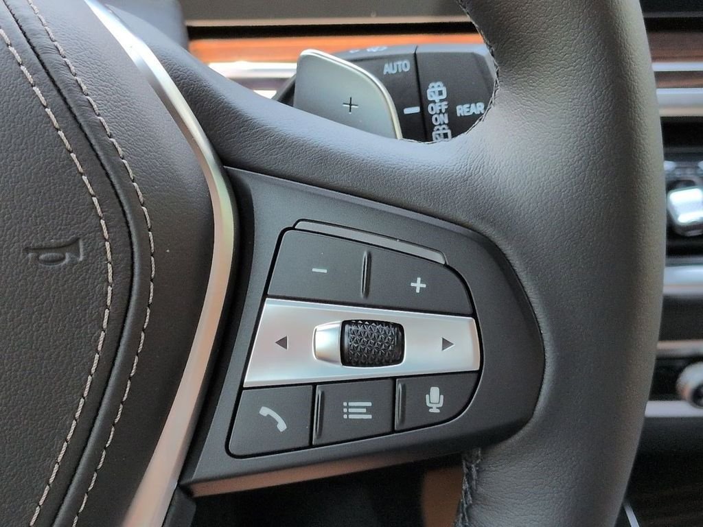 New 2026 Alpine White BMW xDrive40i image 27