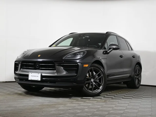 2023 Porsche Macan T